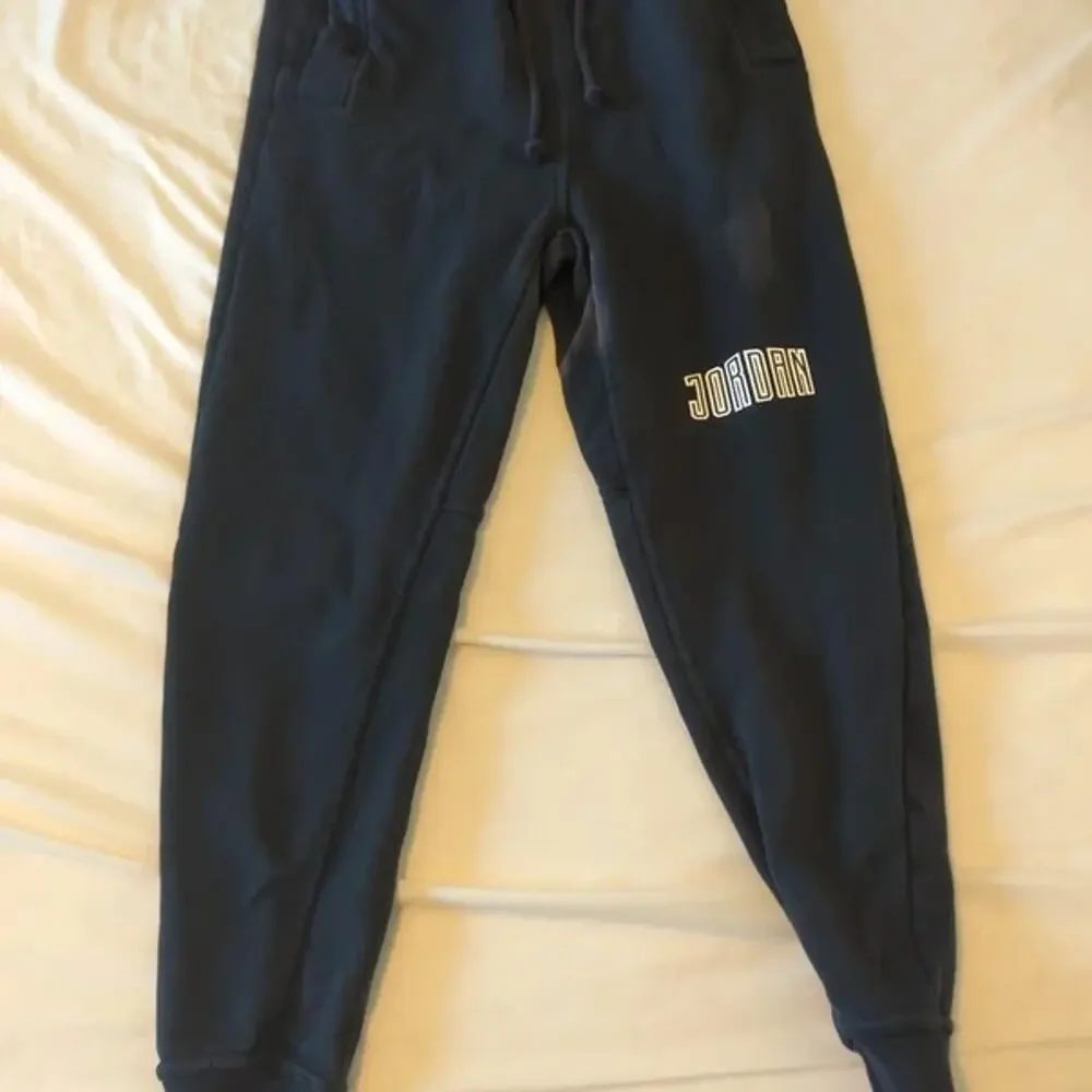 Men's Jordan Sweatpants – Athletic Joggers with Streetwear Style